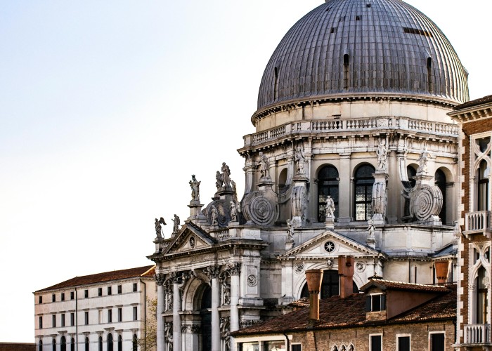 Trip Through Italy for Couples – Romantic Travel Ideas